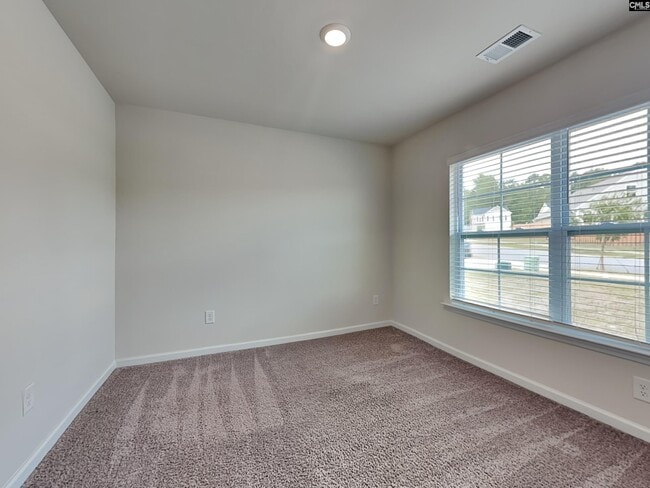 Building Photo - 308 Crooked Pne Ct