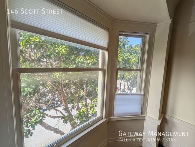 Building Photo - 146 Scott St