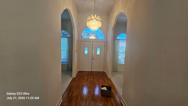 Building Photo - Spacious 4-Bedroom Pool Home in Hunters Ridge – Ormond Beach