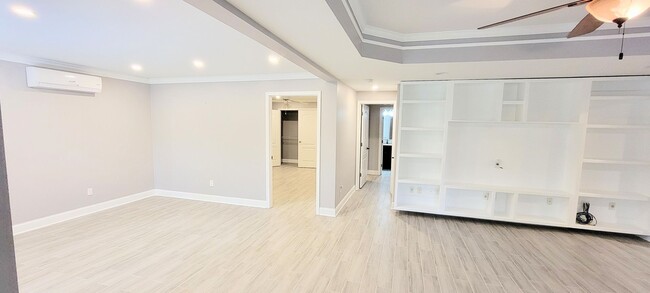 Building Photo - Stylish Basement Rental with Private Ameni...