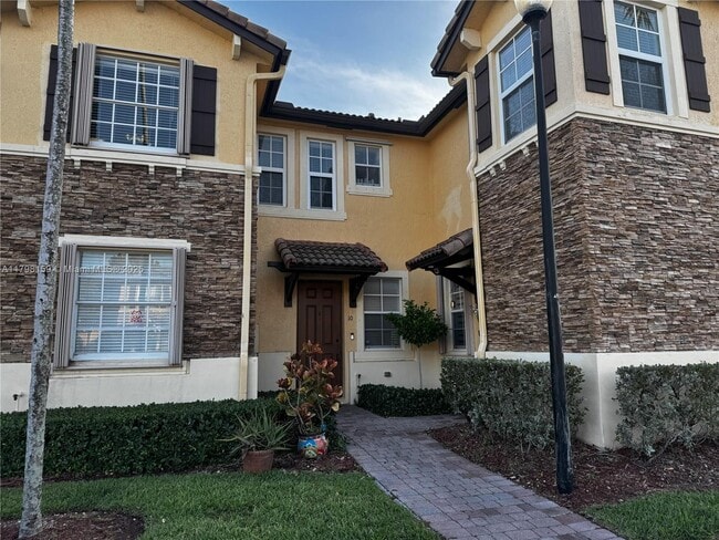 Primary Photo - 9247 SW 227th St