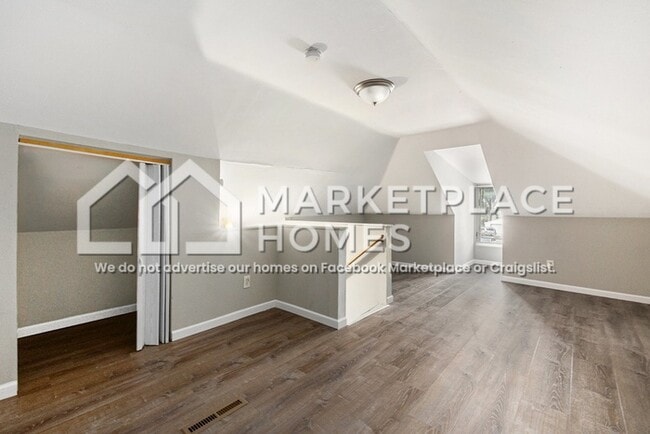 Building Photo - 16258 Semrau Ave