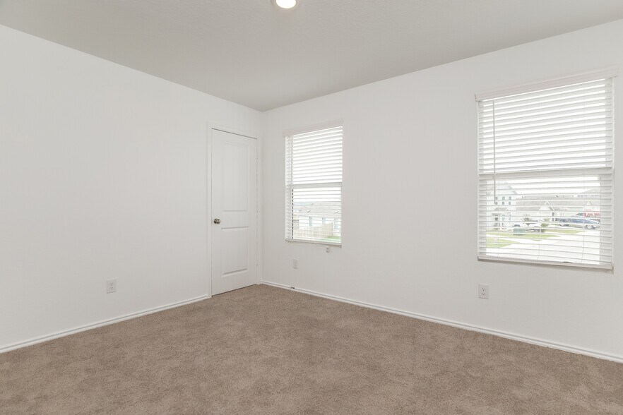 Building Photo - 2919 Ruby Crossing