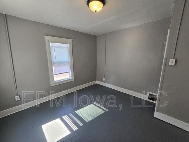 Building Photo - 1703 Lafayette St