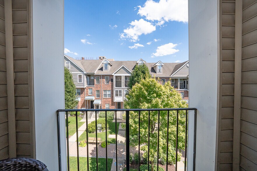 Building Photo - 35 Brewerytown Ct