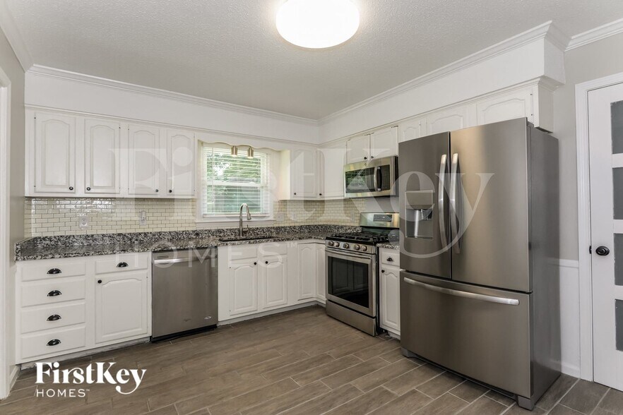 Building Photo - 524 Jasin Dr