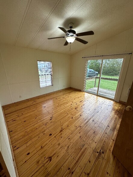 Building Photo - 10046 Wrangler Wy