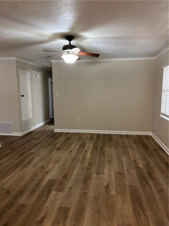Building Photo - 10101 Border Dr