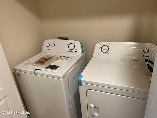 Building Photo - 845 Gate Run Rd