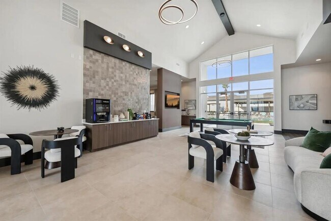 Building Photo - 945 Blakey Ln