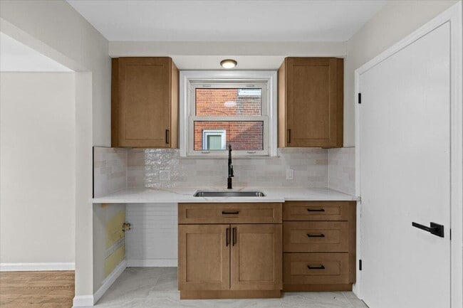 Building Photo - 19750 Prest St