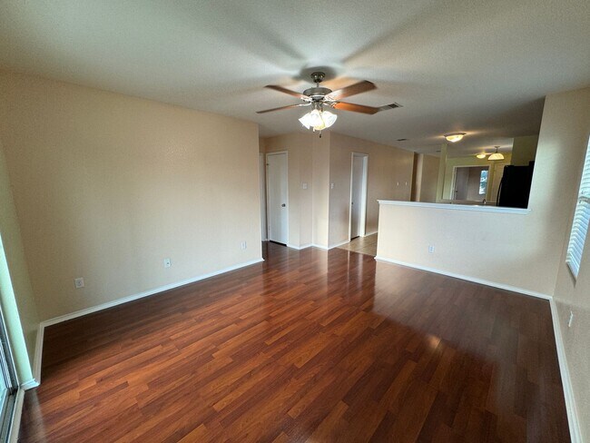 Building Photo - 3-Bedroom House for Rent in Killeen