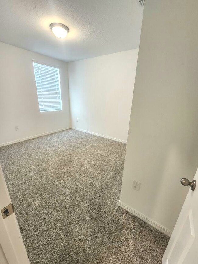 Building Photo - 2622 Irish Elk Ave