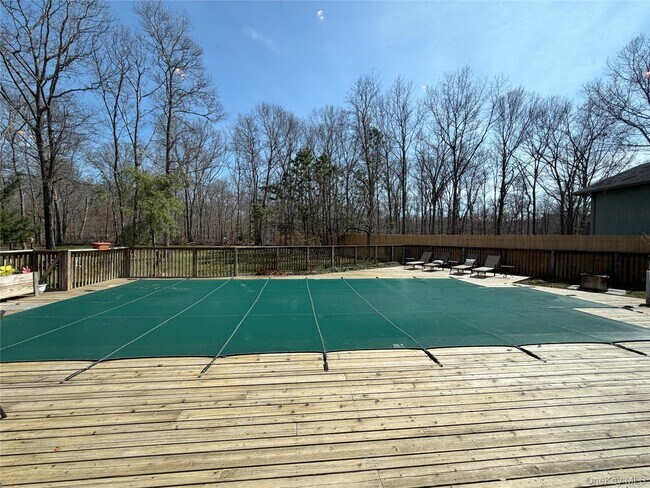 Building Photo - 43B Old Squires Rd