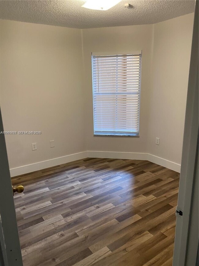 Building Photo - 14117 N Forest Oak Cir