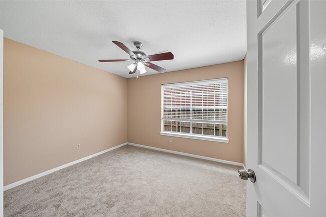 Building Photo - 1238 Sandy Plains Ln