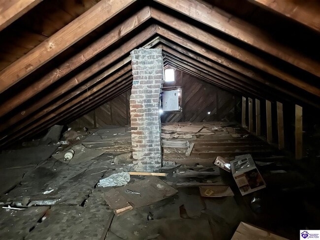 Building Photo - 3067 Greensburg Rd