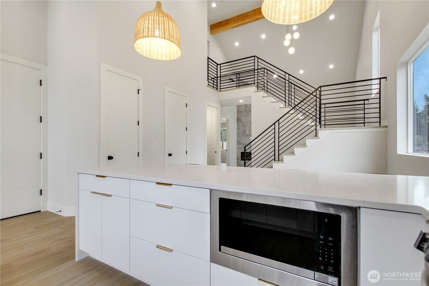 Building Photo - 27906 U St