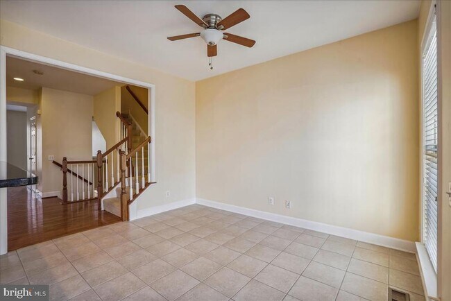 Building Photo - 2481 Walnut Rocker Ln