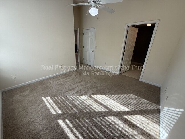 Building Photo - 5810 Battery Dr