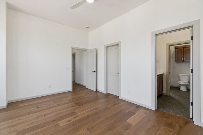 Building Photo - Natural Soul, Modern Flow, Your Boho Escape Awaits!