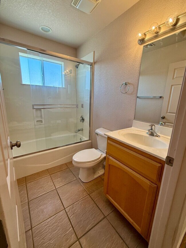 Building Photo - Corner Lot Home In Mesa Del Sol