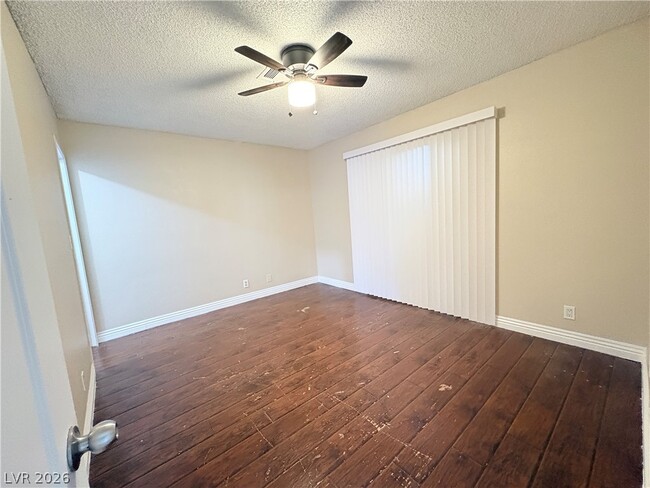 Building Photo - 409 N Lamb Blvd