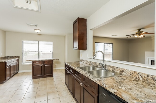 Building Photo - 4623 Everstone Creek