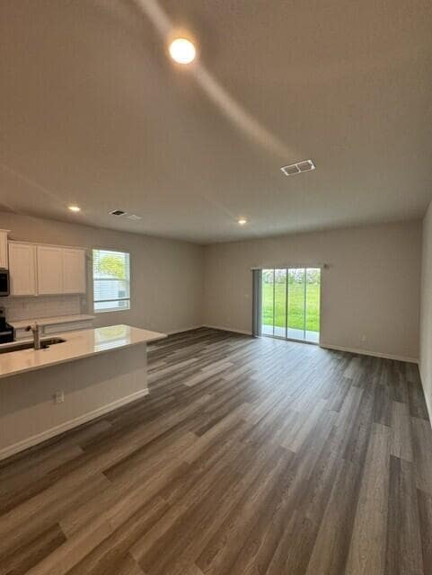 Building Photo - 12845 SW Forli Wy