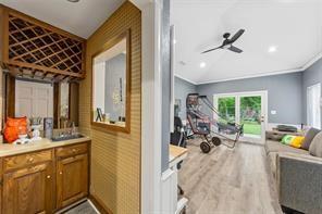 Building Photo - 5601 Burgundy Dr