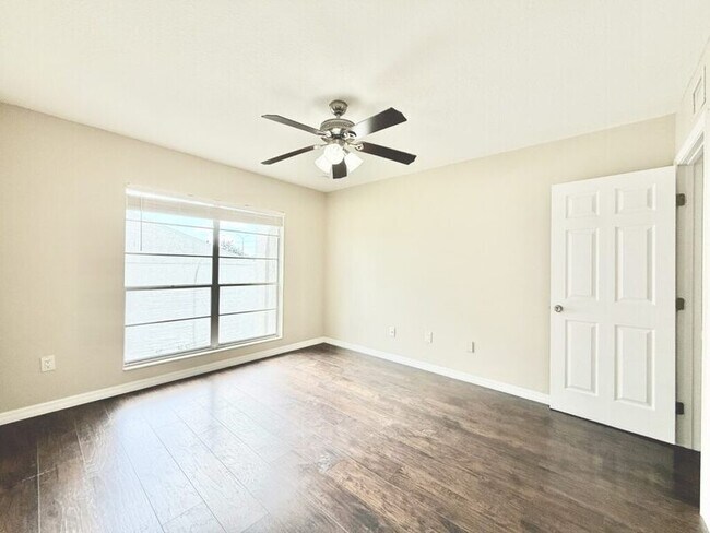 Building Photo - 2625 FL-590