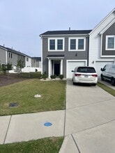 Building Photo - 261bmw