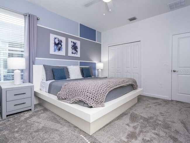 Building Photo - 8956 Takeaway Wy