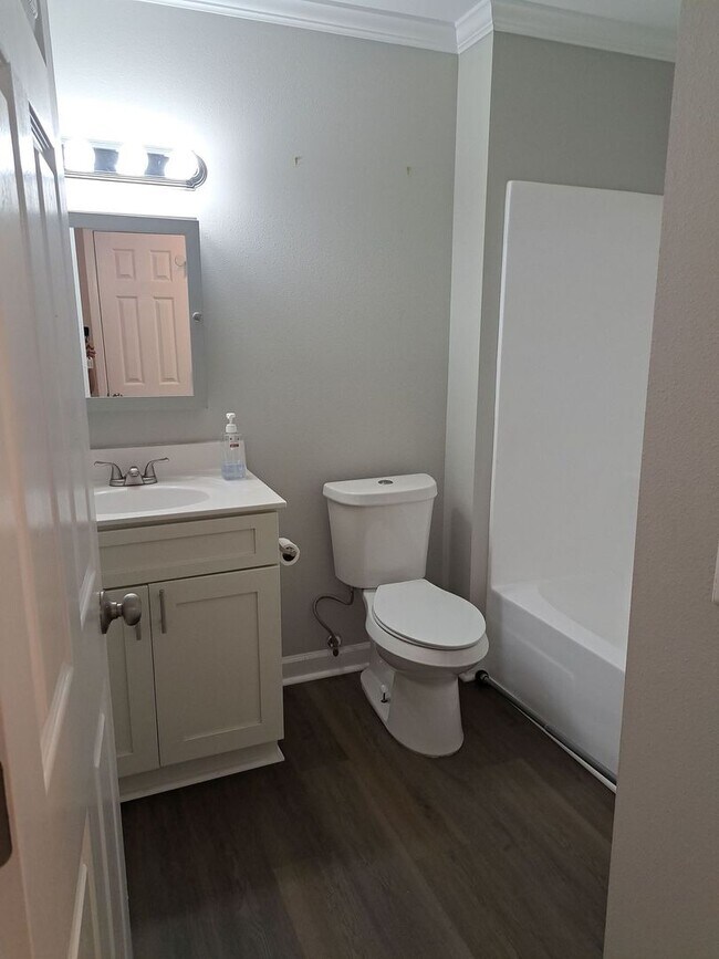 Building Photo - 7325 Claudia's Way