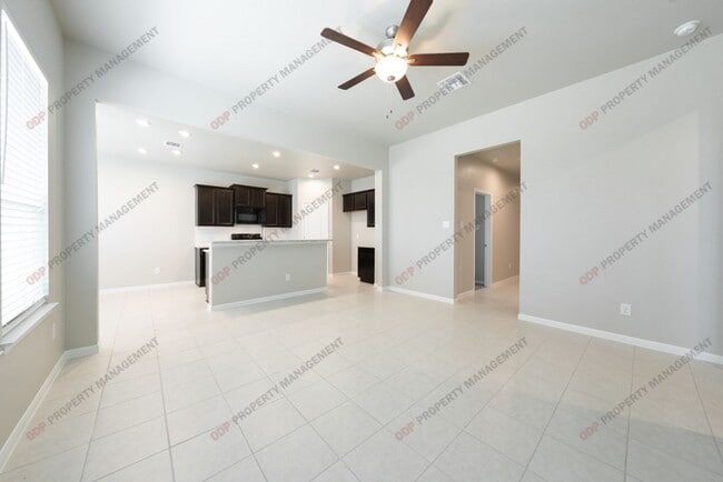 Building Photo - 600 Goates Rd