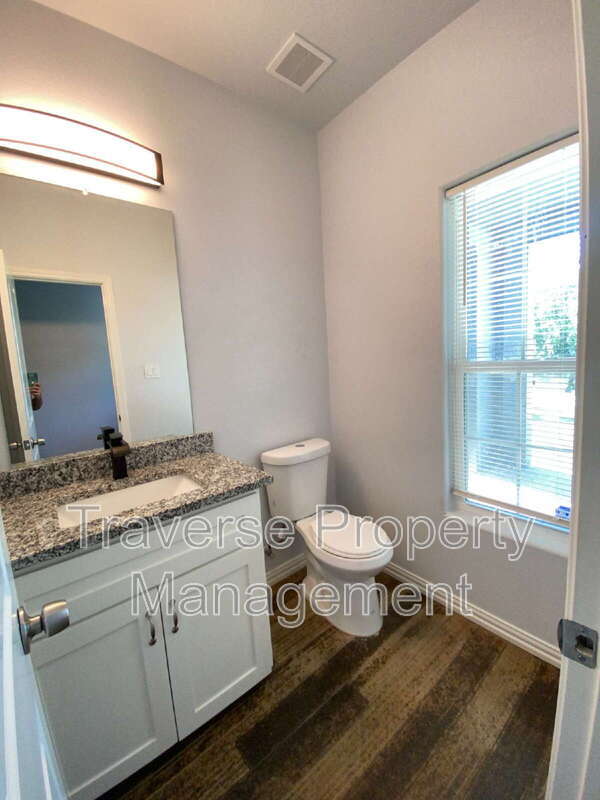 Building Photo - 5408 Fernander Dr