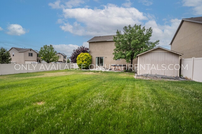 Building Photo - 1787 W 550 N