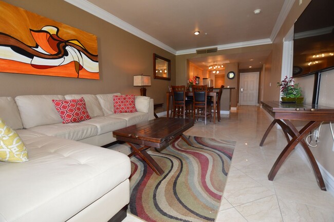 Building Photo - Meridian Luxury 2 Bd | 2 Ba Condo .