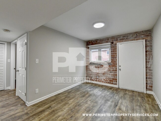 Building Photo - Old 4th Ward Flats New unit available! Com...
