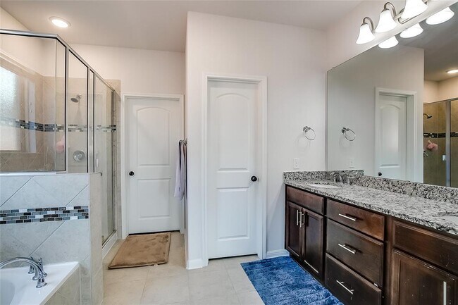 Building Photo - 2741 Bocelli Pl