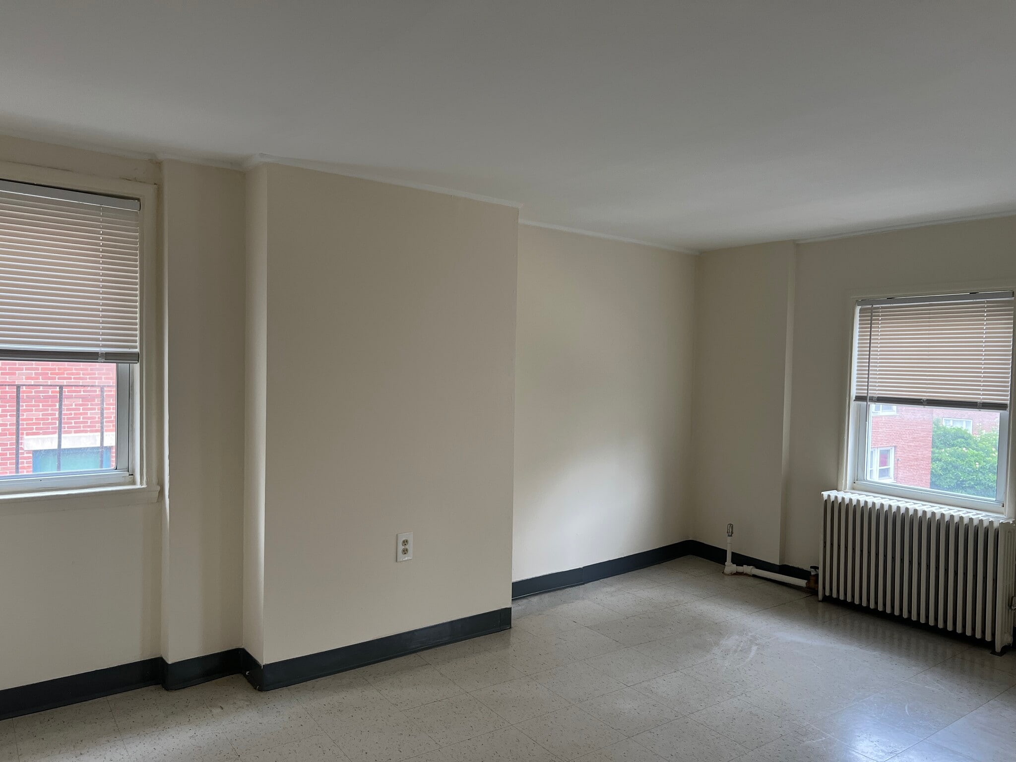 Building Photo - 211 Harrison Ave