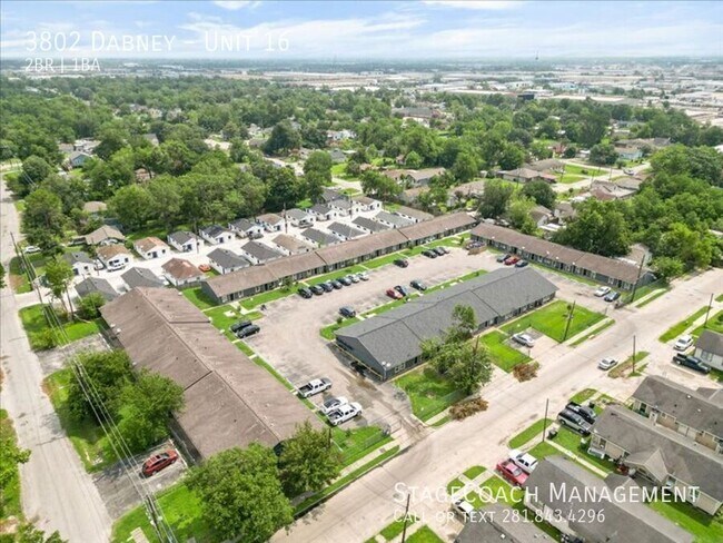 Building Photo - 3802 Dabney-Unit 16