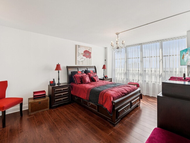 Building Photo - 600 Three Islands Boulevard