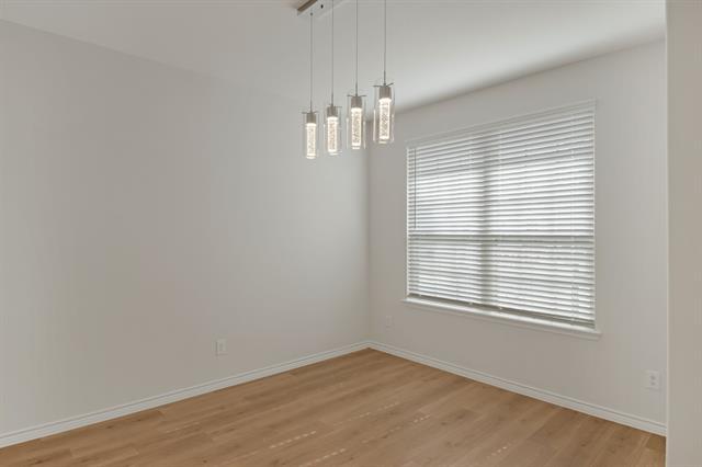 Building Photo - 1517 Bennington Ln