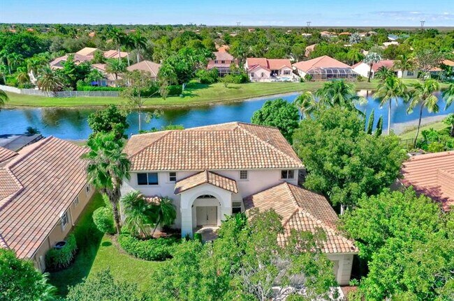 Building Photo - 558 Stonemont Dr