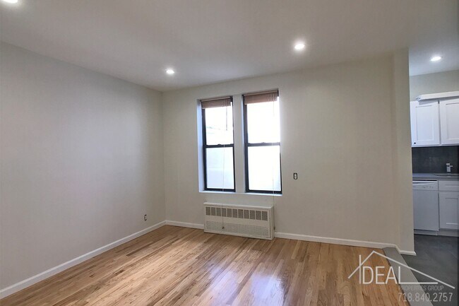 Building Photo - 229 Saint Johns Place #2DR