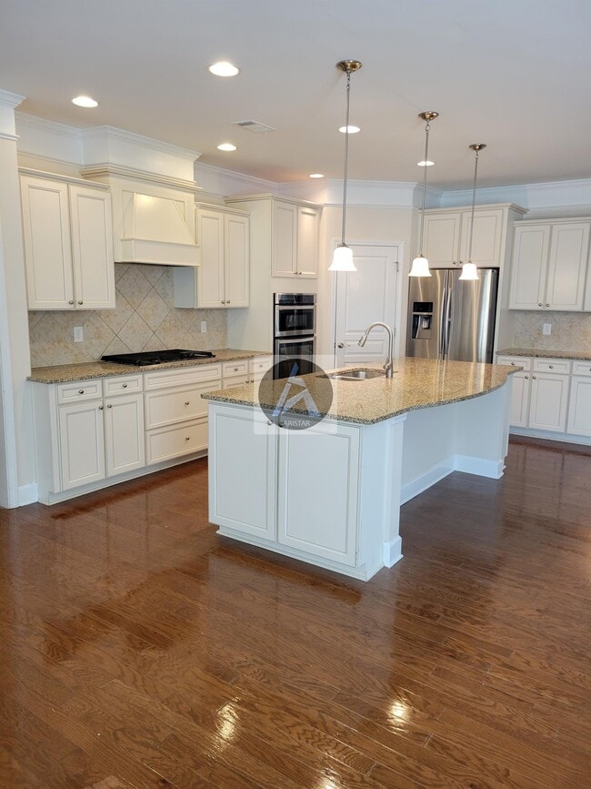 Building Photo - 1008 Applegate Dr