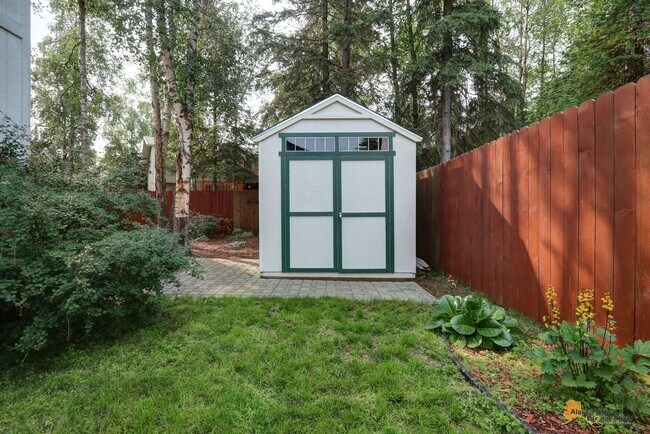 Building Photo - 12761 Rivulet Cir