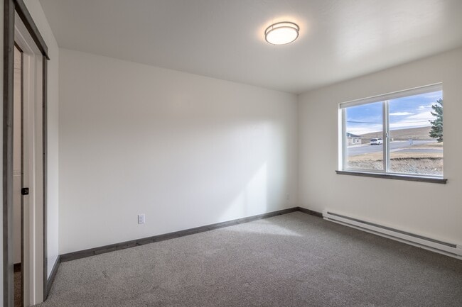 Building Photo - 3396 Crosswind Ct