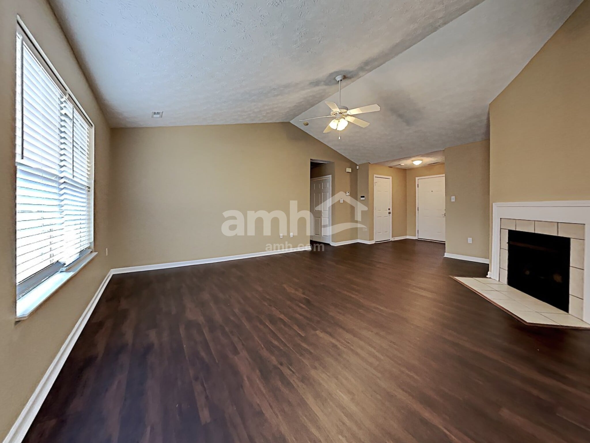 Building Photo - 6100 Glenmay Dr